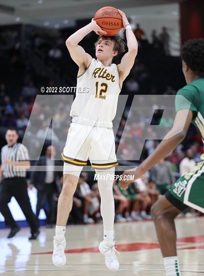 Thumbnail 2 in St. Vincent-St. Mary vs Archbishop Alter (OHSAA D2 Semifinal) photogallery.