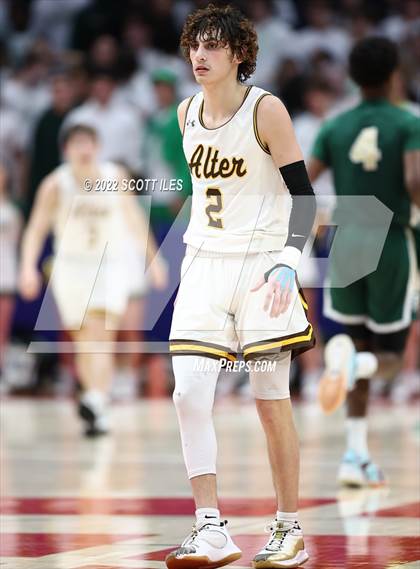 Thumbnail 2 in St. Vincent-St. Mary vs Archbishop Alter (OHSAA D2 Semifinal) photogallery.