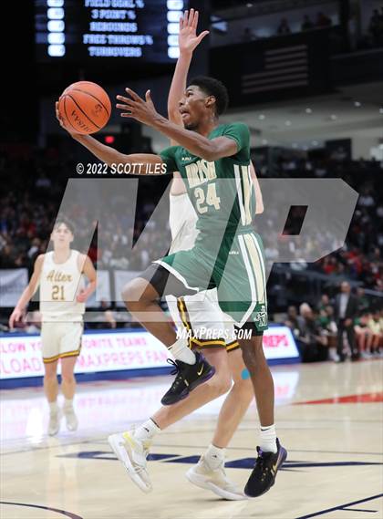 Thumbnail 3 in St. Vincent-St. Mary vs Archbishop Alter (OHSAA D2 Semifinal) photogallery.