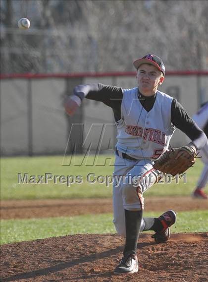 Thumbnail 2 in Lancaster Catholic @ Hempfield photogallery.