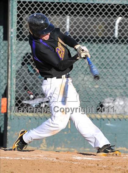 Thumbnail 3 in Lancaster Catholic @ Hempfield photogallery.