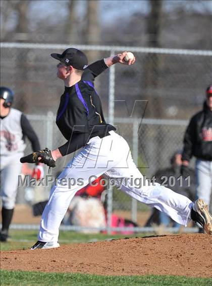 Thumbnail 2 in Lancaster Catholic @ Hempfield photogallery.
