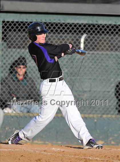 Thumbnail 2 in Lancaster Catholic @ Hempfield photogallery.