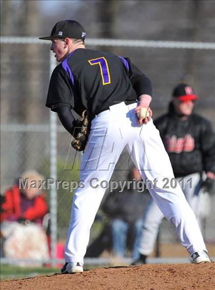 Thumbnail 1 in Lancaster Catholic @ Hempfield photogallery.