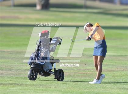 Thumbnail 1 in CIF-SS Girls D1 Team Golf Finals 2/2 photogallery.