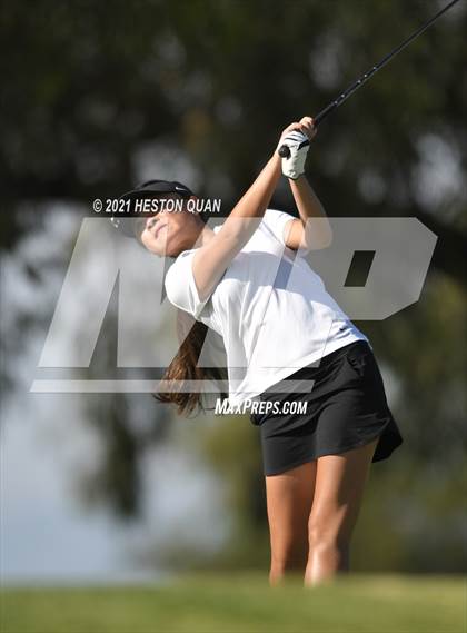 Thumbnail 1 in CIF-SS Girls D1 Team Golf Finals 2/2 photogallery.
