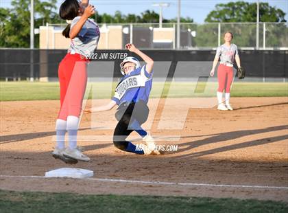 Thumbnail 2 in Burton vs Leon (UIL 2A Bi-District Playoff) photogallery.