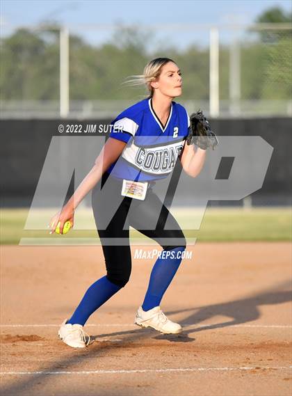 Thumbnail 3 in Burton vs Leon (UIL 2A Bi-District Playoff) photogallery.