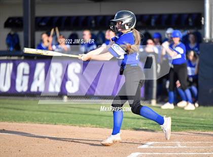 Thumbnail 2 in Burton vs Leon (UIL 2A Bi-District Playoff) photogallery.