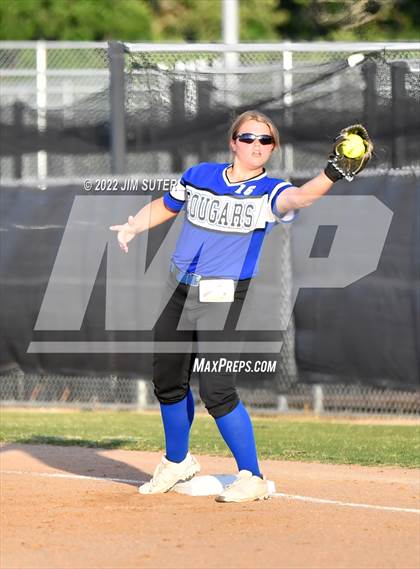 Thumbnail 2 in Burton vs Leon (UIL 2A Bi-District Playoff) photogallery.