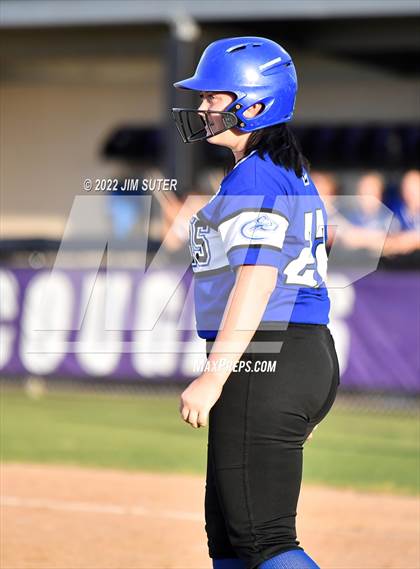Thumbnail 3 in Burton vs Leon (UIL 2A Bi-District Playoff) photogallery.