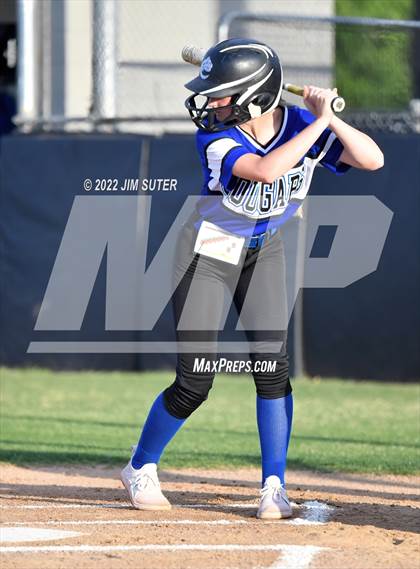 Thumbnail 3 in Burton vs Leon (UIL 2A Bi-District Playoff) photogallery.
