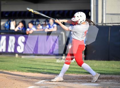Thumbnail 3 in Burton vs Leon (UIL 2A Bi-District Playoff) photogallery.