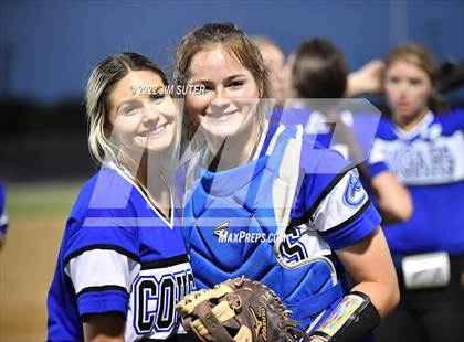 Thumbnail 2 in Burton vs Leon (UIL 2A Bi-District Playoff) photogallery.