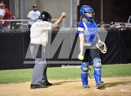 Thumbnail 3 in Burton vs Leon (UIL 2A Bi-District Playoff) photogallery.