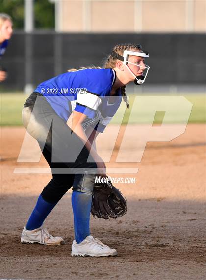 Thumbnail 1 in Burton vs Leon (UIL 2A Bi-District Playoff) photogallery.