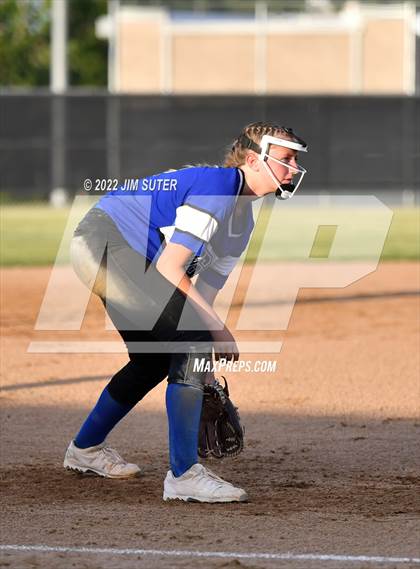 Thumbnail 1 in Burton vs Leon (UIL 2A Bi-District Playoff) photogallery.