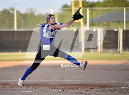 Thumbnail 1 in Burton vs Leon (UIL 2A Bi-District Playoff) photogallery.