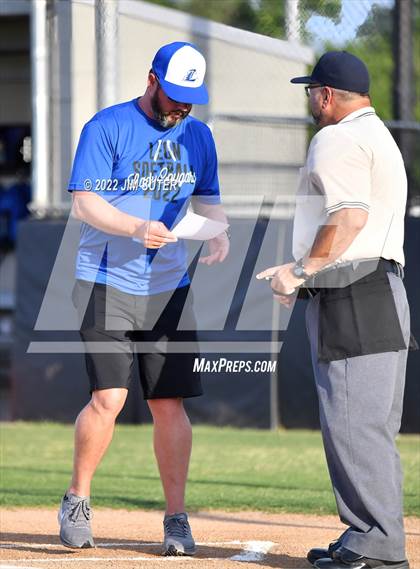 Thumbnail 3 in Burton vs Leon (UIL 2A Bi-District Playoff) photogallery.