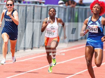 Thumbnail 3 in NIAA 4A and 5A Southern Regionals (Track events) photogallery.