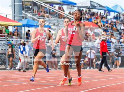 Thumbnail 3 in NIAA 4A and 5A Southern Regionals (Track events) photogallery.