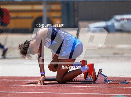 Thumbnail 3 in NIAA 4A and 5A Southern Regionals (Track events) photogallery.