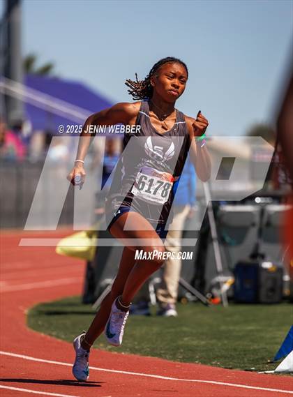Thumbnail 1 in NIAA 4A and 5A Southern Regionals (Track events) photogallery.