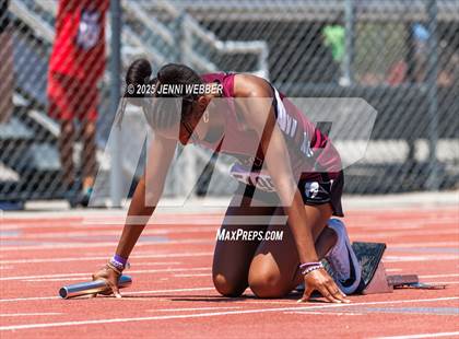 Thumbnail 3 in NIAA 4A and 5A Southern Regionals (Track events) photogallery.