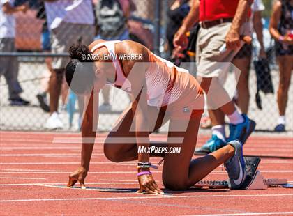 Thumbnail 3 in NIAA 4A and 5A Southern Regionals (Track events) photogallery.