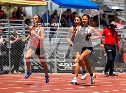 Thumbnail 3 in NIAA 4A and 5A Southern Regionals (Track events) photogallery.
