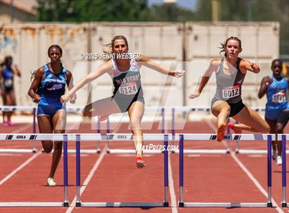 Thumbnail 1 in NIAA 4A and 5A Southern Regionals (Track events) photogallery.