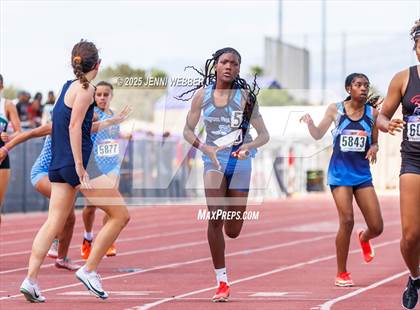 Thumbnail 3 in NIAA 4A and 5A Southern Regionals (Track events) photogallery.