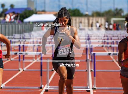 Thumbnail 1 in NIAA 4A and 5A Southern Regionals (Track events) photogallery.