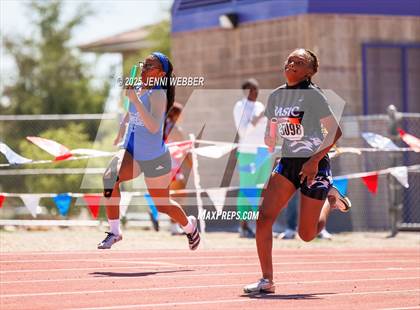 Thumbnail 3 in NIAA 4A and 5A Southern Regionals (Track events) photogallery.