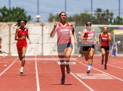 Thumbnail 1 in NIAA 4A and 5A Southern Regionals (Track events) photogallery.