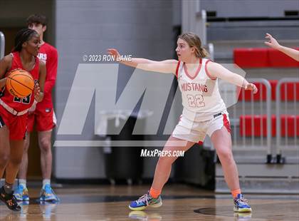 Thumbnail 3 in Westmoore @ Mustang photogallery.
