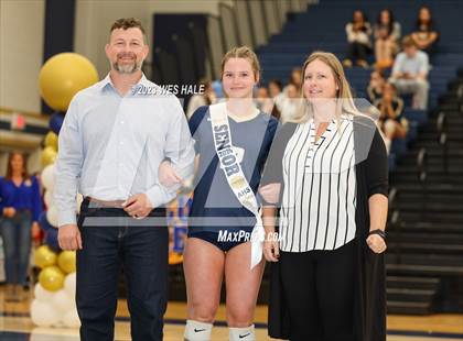 Thumbnail 2 in Arlington (Senior Night) photogallery.