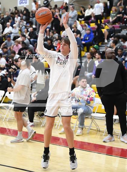 Thumbnail 3 in San Ysidro (CA) vs. Perry (AZ) - (Hoophall West) - Warmups and Intros photogallery.