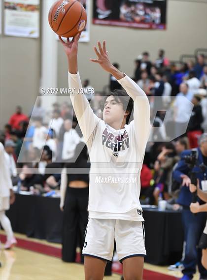 Thumbnail 1 in San Ysidro (CA) vs. Perry (AZ) - (Hoophall West) - Warmups and Intros photogallery.