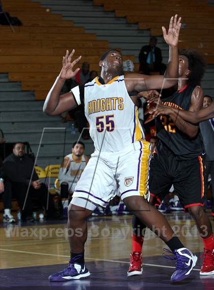 Thumbnail 3 in Lynwood vs. Dominguez photogallery.