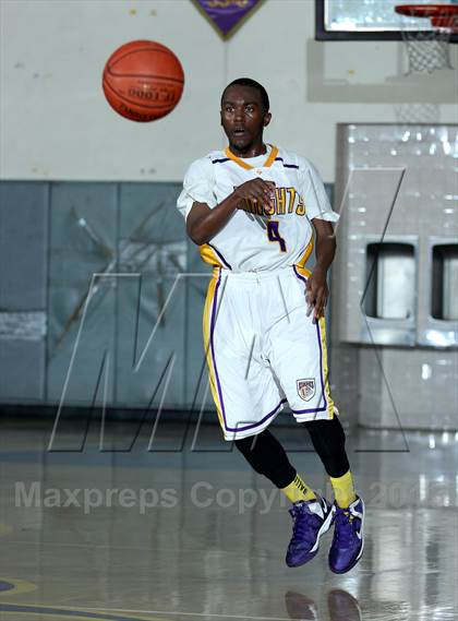 Thumbnail 3 in Lynwood vs. Dominguez photogallery.