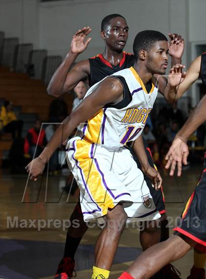 Thumbnail 2 in Lynwood vs. Dominguez photogallery.