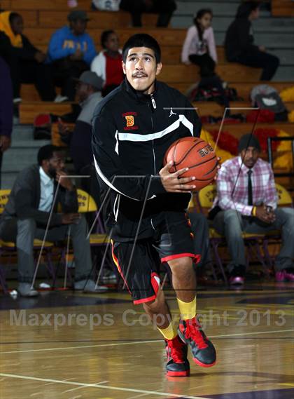 Thumbnail 3 in Lynwood vs. Dominguez photogallery.