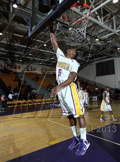 Thumbnail 3 in Lynwood vs. Dominguez photogallery.