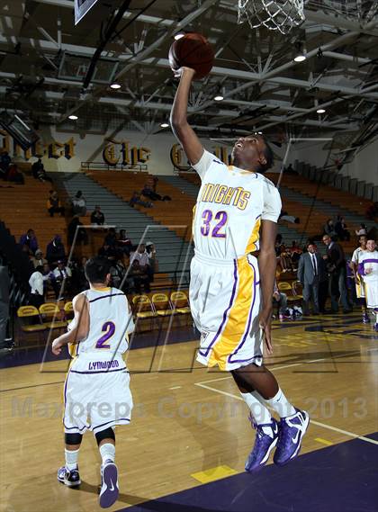 Thumbnail 3 in Lynwood vs. Dominguez photogallery.