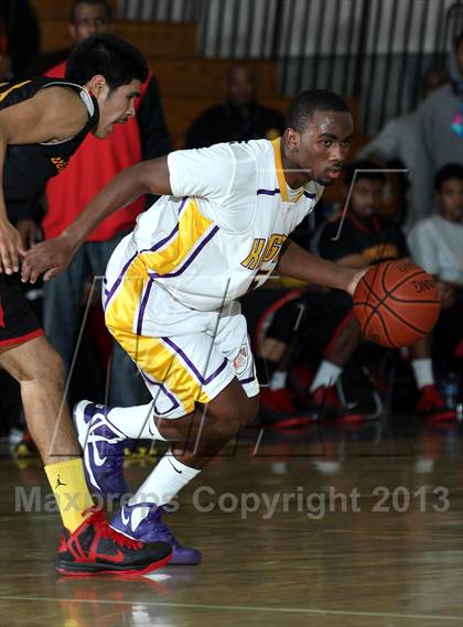 Thumbnail 2 in Lynwood vs. Dominguez photogallery.