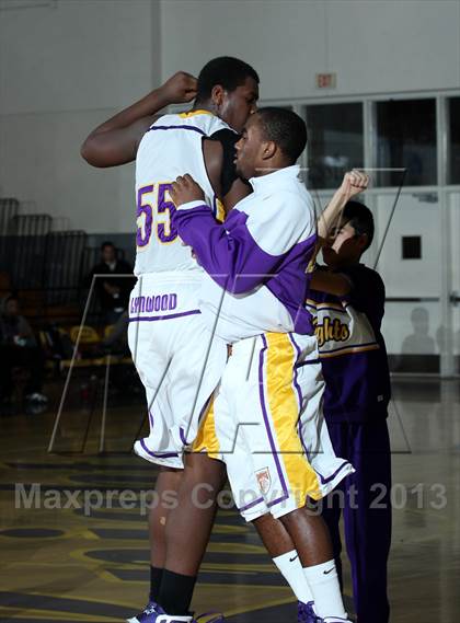 Thumbnail 3 in Lynwood vs. Dominguez photogallery.