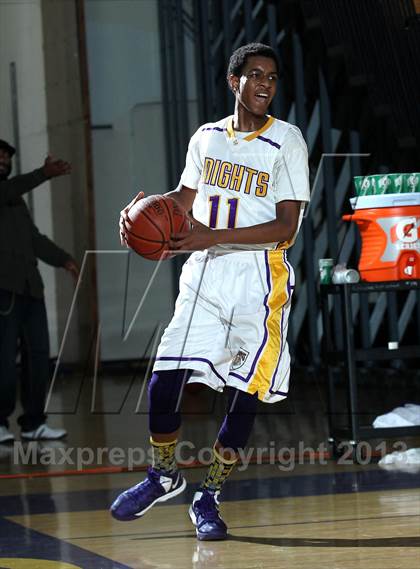 Thumbnail 2 in Lynwood vs. Dominguez photogallery.