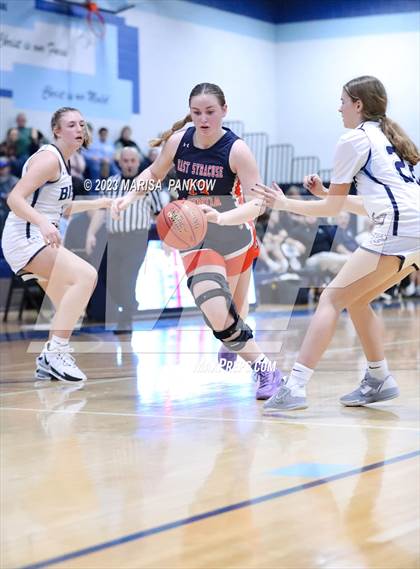 Thumbnail 3 in Bishop Grimes vs East Syracuse Minoa photogallery.