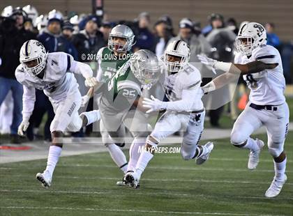 Thumbnail 1 in De La Salle vs. St. John Bosco (CIF State Open Division Final) photogallery.